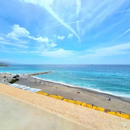 Maison Mirella - Fronte Spiaggia, Vista Mare E Aria Condizionata Menton