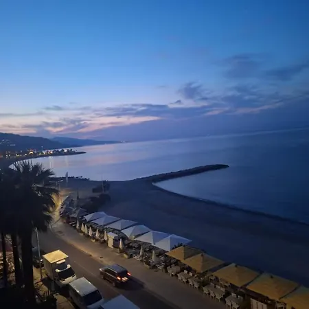 Apartment Maison Mirella - Fronte Spiaggia, Vista Mare E Aria Condizionata *